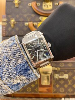 (Category: ) located in . Submitted by redrabbitluxury (Listing ID 1425770833, Image 1). Description: .