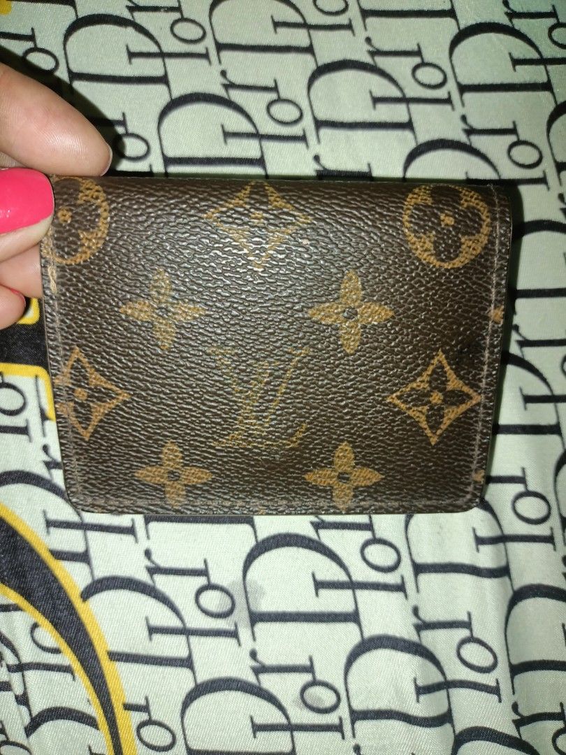 Louis Vuitton Monogram Key Pouch (Category: Luxury Bags & Wallets) located in Cavite. Submitted by mixeditemjapanauction (Listing ID 1425693093, Image 1). Description: Japan Direct Auction see photos for details note: No to sensitive buyer payment thru gcash J&T delivery No to rush shipping loc cavite .
