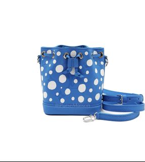 (Category: ) located in . Submitted by closetcompany (Listing ID 1425727973, Image 1). Description: .