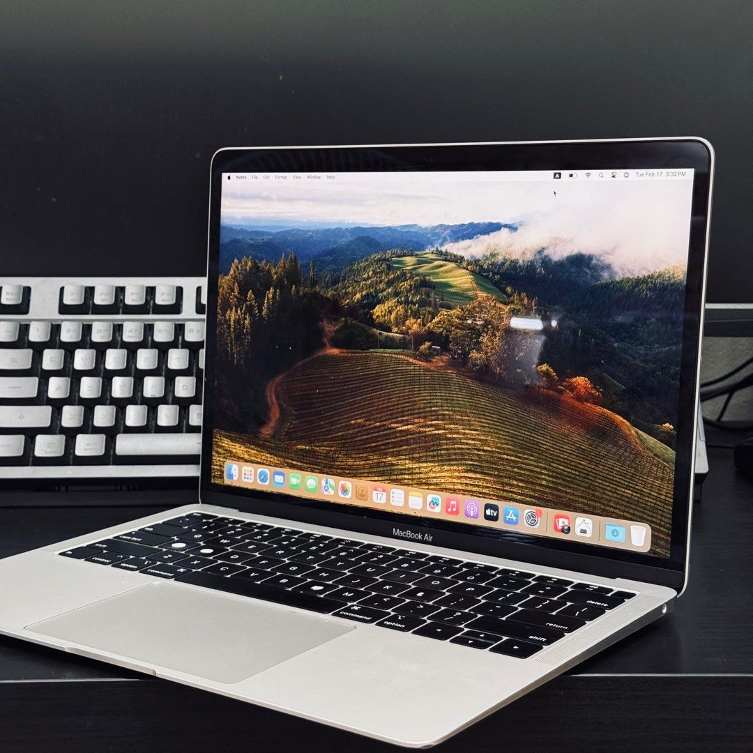 MacBook Air Retina 2018 (13inch, Silver) (Category: Laptops & Notebooks) located in Manila. Submitted by authentechgadgets (Listing ID 1425813679, Image 3). Description: Macbook Air Retina 2018 (13inch) • Intel Core i5 ~ 1.6ghz • Intel UHD Graphics 617 • 8gb Memory Ram • 128gb SSD Storage • Backlit Keyboard • 13.3-inch (2560 x 1600) • With Touch ID • Good for School, Office, Photo Editing, and etc… • All Ports and Keys are Working Properly • It C