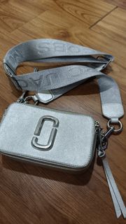 (Category: ) located in . Submitted by thrifty.treasures (Listing ID 1425786917, Image 1). Description: .