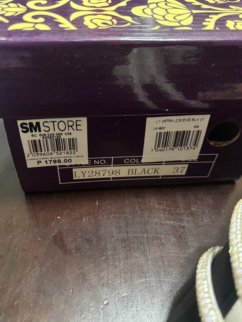 Mario D Boro black heels (Category: Heels) located in Las Pinas. Submitted by declutter0808 (Listing ID 1425820240, Image 3). Description: Used once only nung wedding ng friend ko .