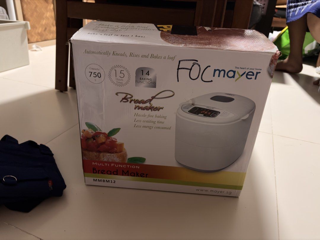 Mayer breadmaker (Category: Breadmakers) located in Singapore. Submitted by i_love_cheap_mouse (Listing ID 1425793435, Image 1). Description: .