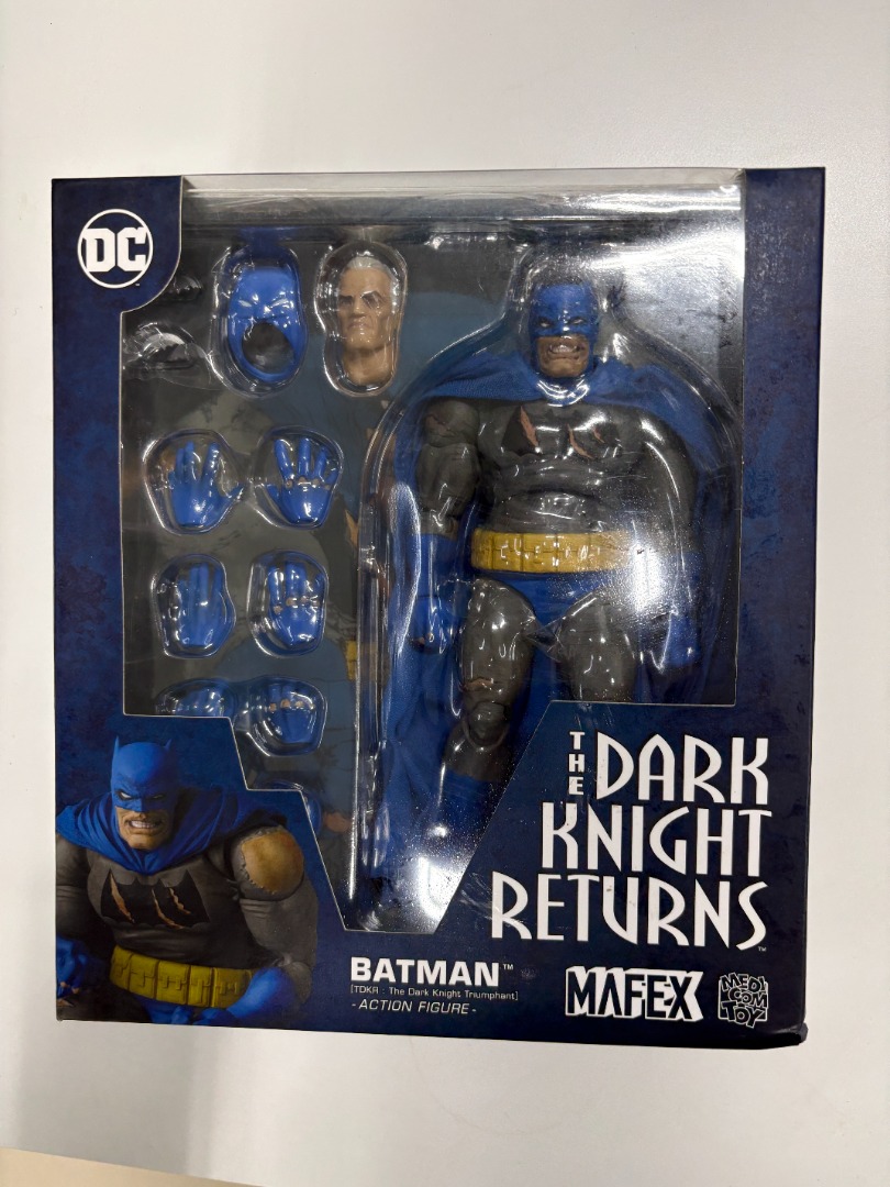Medicom Mafex 119 The Dark Knight Returns Blue Batman Triumphant Action ...