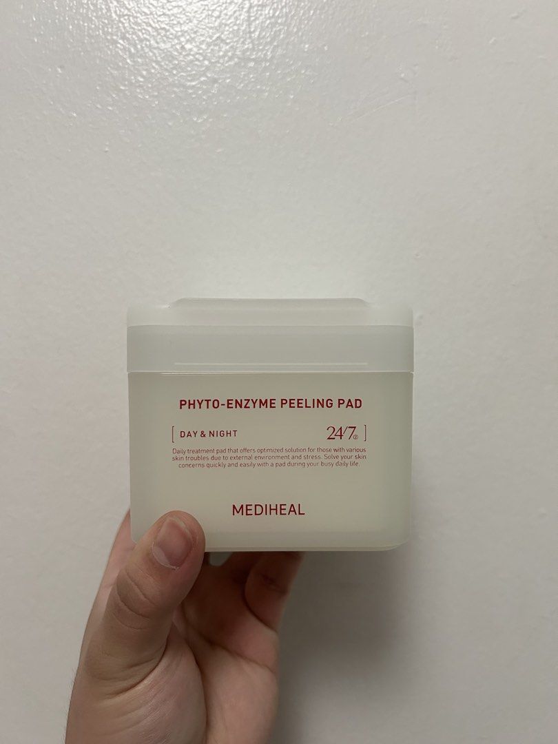 Mediheal Photo-Enzyme Peeling Pad (Category: Face Care) located in Quezon City. Submitted by tsarm_ (Listing ID 1425713601, Image 1). Description: around 60% left .
