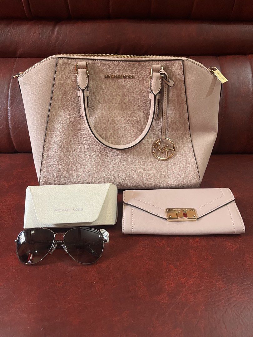 Michael Kors Handbag, Wallet, and Sunglasses Set (Category: Luxury Bags & Wallets) located in Cavite. Submitted by rov26 (Listing ID 1425656569, Image 1). Description: Bundle deal All in pristine condition. Details will be posted in separate posts. Negotiable.