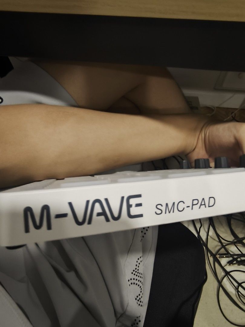 M-VAVE SMC-PAD MIDI Controller (Category: Controllers) located in Makati City. Submitted by ilymove (Listing ID 1425764106, Image 2). Description: M-VAVE SMC-PAD MIDI Drum Pad. - 16 pads -8 knobs -Never used, just uses my midi keyboard.