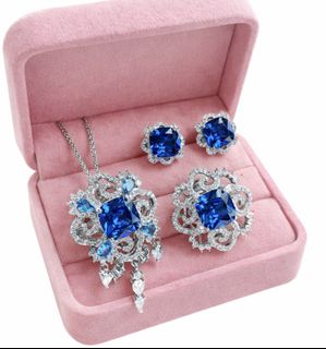 （分類：）位於 。 由 apple_earrings_remember_me 提交（商品編號 1425674087，圖片 1）。簡介： 。