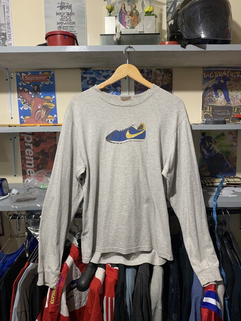 Nike Cortez Long Sleeve Shirt (Category: Activewear) located in Sagbayan (Borja). Submitted by abejaronke97521 (Listing ID 1425633453, Image 1). Description: 26 length 20 width need wash.