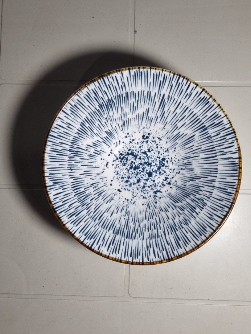 Noodle/ramen ceramic bowl (Category: Other Kitchenware & Tableware) located in Quezon City. Submitted by declutter_bugg (Listing ID 1425724512, Image 2). Description: .