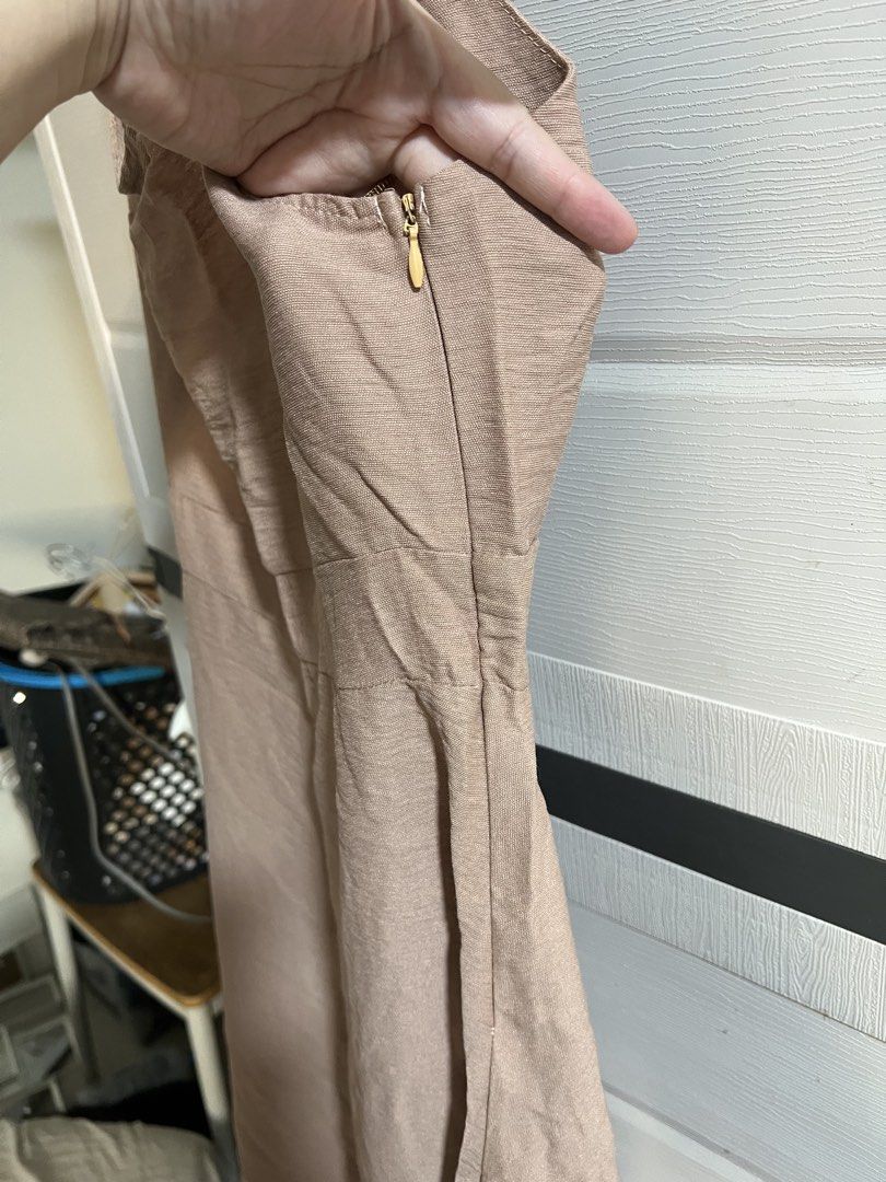 Nude Pink Spaghetti Strap Dress (Category: Dresses) located in Makati City. Submitted by Czadm (Listing ID 1425725679, Image 3). Description: Super nice but was never able to wear :( RFS: Too many dresses.