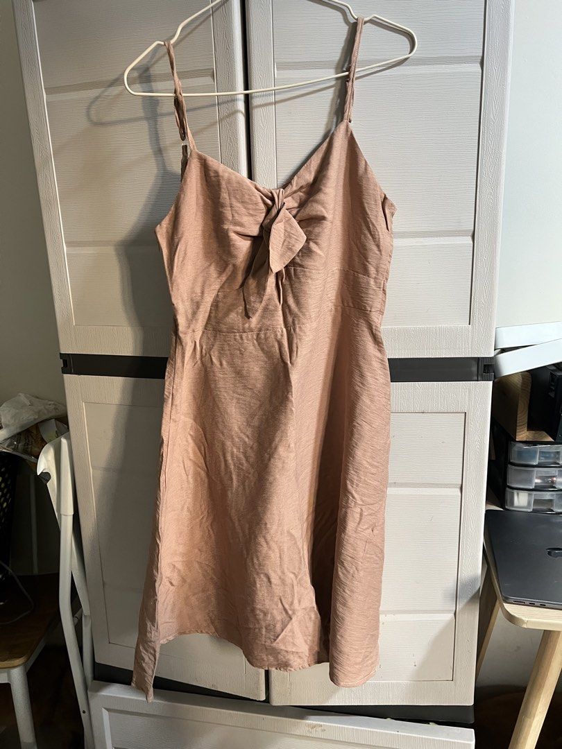 Nude Pink Spaghetti Strap Dress (Category: Dresses) located in Makati City. Submitted by Czadm (Listing ID 1425725679, Image 1). Description: Super nice but was never able to wear :( RFS: Too many dresses.