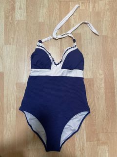 (Category: ) located in . Submitted by vera1900 (Listing ID 1425703531, Image 1). Description: .