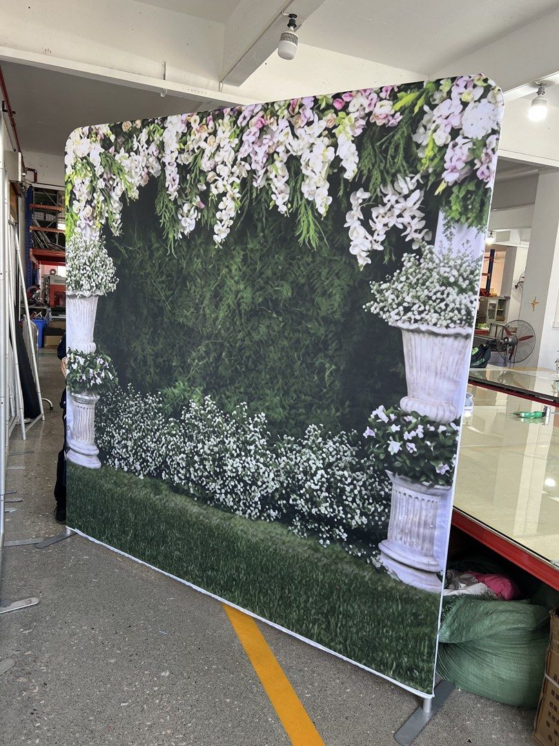 Photobooth Backdrop (Category: Other Photography Accessories) located in Catbalogan. Submitted by paige.808 (Listing ID 1425771742, Image 3). Description: 230x230cm 7.5ft by 7.5ft ALL BRAND NEW 4k frame only 4.5 backdrop only (2 designs) set 8K.