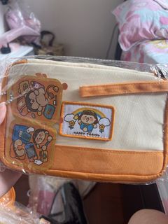 （分類：）位於 。 由 pharelle_hug 提交（商品編號 1425693448，圖片 1）。簡介： 。