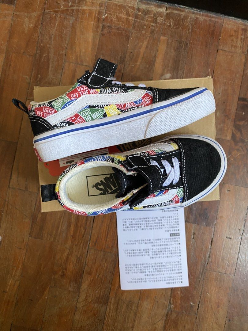 PRELOVED Vans Old Skool V toddler sneakers (Category: Babies & Kids Fashion) located in Taguig. Submitted by dds16 (Listing ID 1425787675, Image 3). Description: PRELOVED Vans Old Skool V toddler sneakers BOUGHT IN JAPAN 🇯🇵 WITH BOX barely used. (Nalakihan na) NO RECEIPT. .