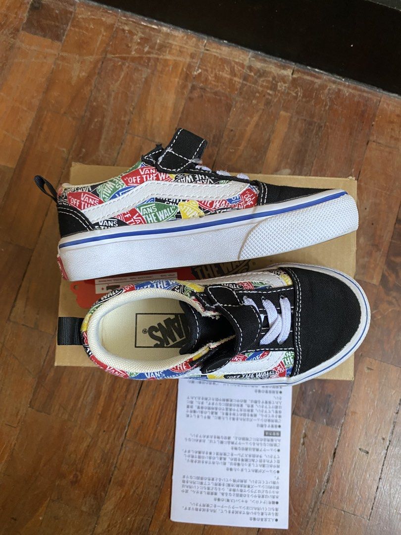 PRELOVED Vans Old Skool V toddler sneakers (Category: Babies & Kids Fashion) located in Taguig. Submitted by dds16 (Listing ID 1425787675, Image 2). Description: PRELOVED Vans Old Skool V toddler sneakers BOUGHT IN JAPAN 🇯🇵 WITH BOX barely used. (Nalakihan na) NO RECEIPT. .