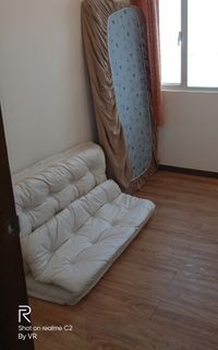 (Category: ) located in . Submitted by fr33_lance (Listing ID 1425650552, Image 1). Description: .