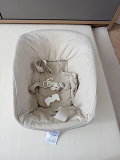 （分類：）位於 。 由 yh136 提交（商品編號 1425677760，圖片 1）。簡介： 。