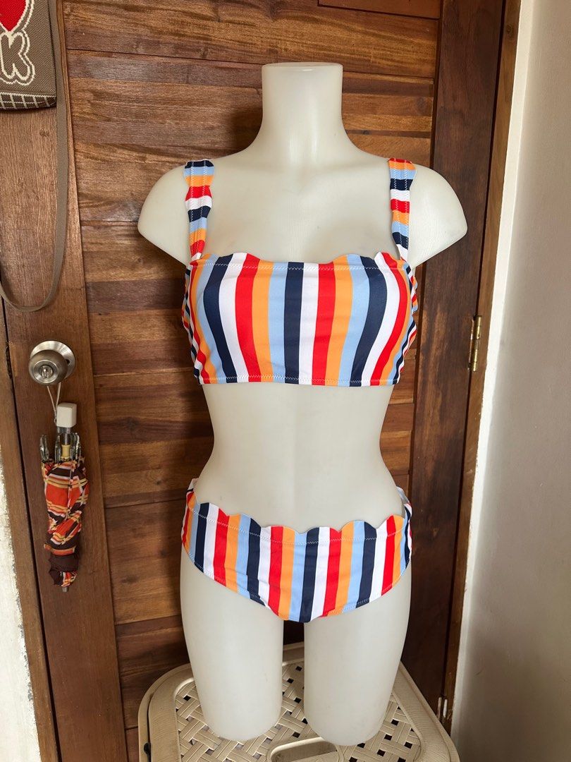 Striped Bikini Set (Category: Bikinis & Swimsuits) located in Manila. Submitted by AngelResty (Listing ID 1425710273, Image 2). Description: med size.