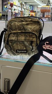 (Category: ) located in . Submitted by bundle888 (Listing ID 1425696087, Image 1). Description: .