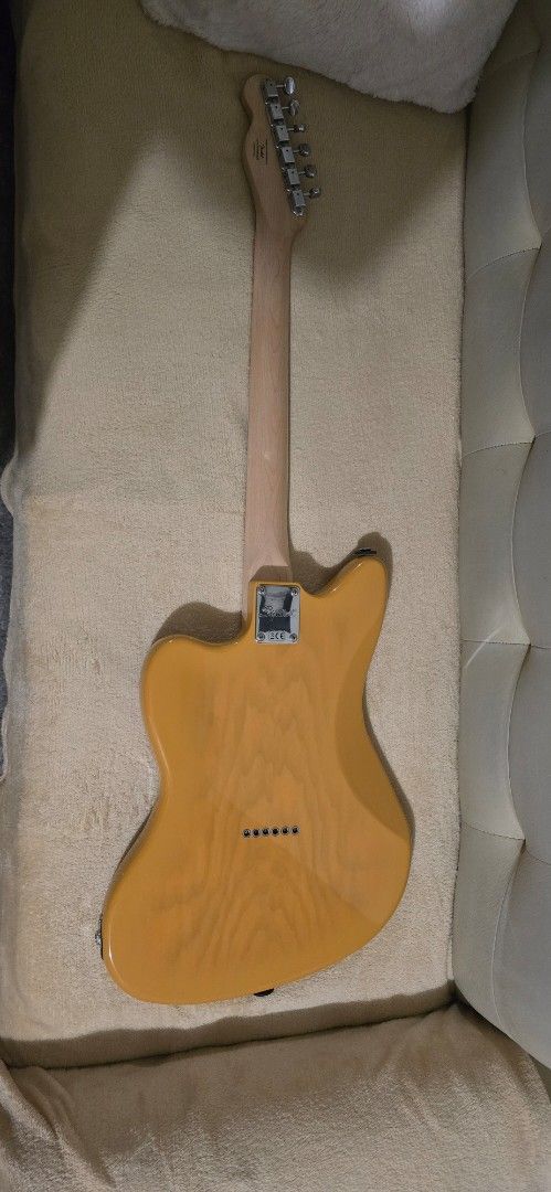 Telecaster (Category: Musical Instruments) located in Makati City. Submitted by silentpoint20 (Listing ID 1425767646, Image 3). Description: Selling my Telecaster Offset Also known as the Paranormal Telecaster Original Fender Hardcase Included Both bought from Perfect Pitch Mega Been with me for less than coupla years Gigged with utmost care No issues or whatsover It's a solid, comfortable player and a clever hybrid mash-up of the Jazzmaster/Tele