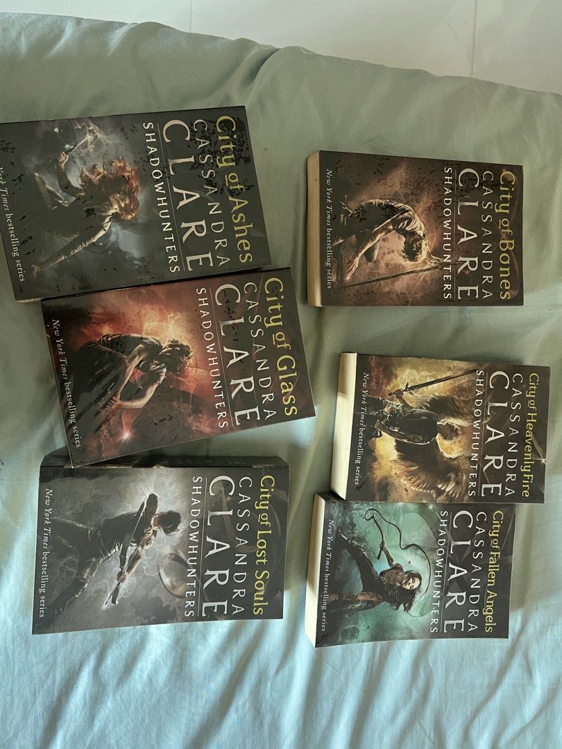 The Mortal Instruments Series by Cassandra Clare (Category: Storybooks) located in San Jose. Submitted by jyraba (Listing ID 1425649812, Image 1). Description: No box. Never read but opened. Stored only. All books with plastic cover. With yellowing of pages. No creases. Paperback. To be sold as SET. AUTHENTIC. Payment first..