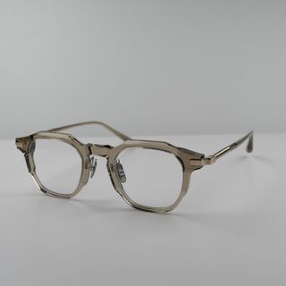 （分類：）位於 。 由 theone_eyewear 提交（商品編號 1425810592，圖片 1）。簡介： 。