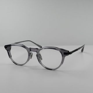 （分類：）位於 。 由 theone_eyewear 提交（商品編號 1425810632，圖片 1）。簡介： 。