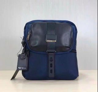 （分類：）位於 。 由 albouynett05303 提交（商品編號 1425757669，圖片 1）。簡介： 。
