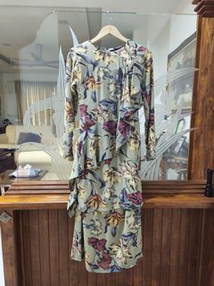 (Category: ) located in . Submitted by onestop.preloved (Listing ID 1425751779, Image 1). Description: .