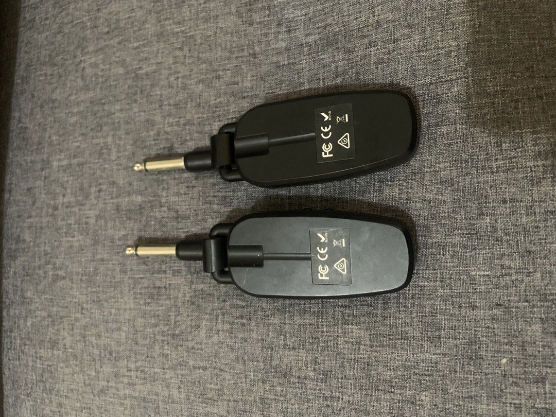 Wireless Guitar System (Category: Musical Instruments) located in Manila. Submitted by gamingthriftshop (Listing ID 1425675583, Image 3). Description: Wireless guitar system android charger (see pics) MARIKINA location Lalamove or pick up only Decluttering .