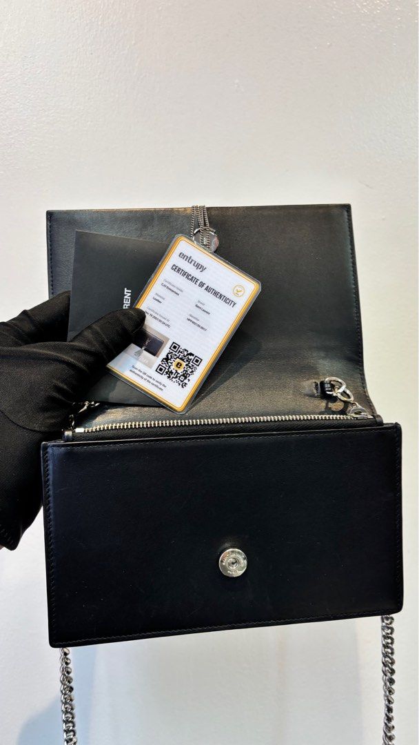 YSL KATE TASSEL SMALL BLACK SMOOTH LEATHER BAG (Category: Luxury Bags & Wallets) located in Manila. Submitted by luxemax_09 (Listing ID 1425717237, Image 2). Description: .