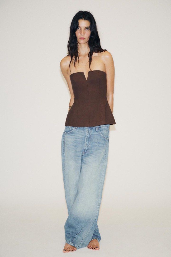[ZARA BNWT] BROWN LINEN STRAPLESS TOP (Category: Sleeveless) located in Malabon City. Submitted by takemythingsawayfromme (Listing ID 1425747469, Image 1). Description: ZARA BNWT STRAPLESS TOP FOR SALE!!! (2) in size small (1) in size medium sold out everywhere .