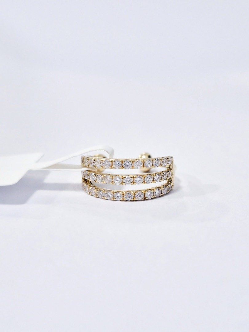 18k Gold Ear Cuff with Natural Diamond (Category: Earrings) located in Manila. Submitted by msgoldmanila (Listing ID 1425856700, Image 2). Description: 18k Hongkong Setting Natural diamonds 1.68g | 0.32ct ❗Price may change without prior notice ✨ Items are 100% real gold & diamonds | pawnable ✨ DM for availability since this is a fast moving items ✨ Payment first policy, No COD/COP ✨Same day delivery within Metro Manila via Personal Rider ✨LBC & D