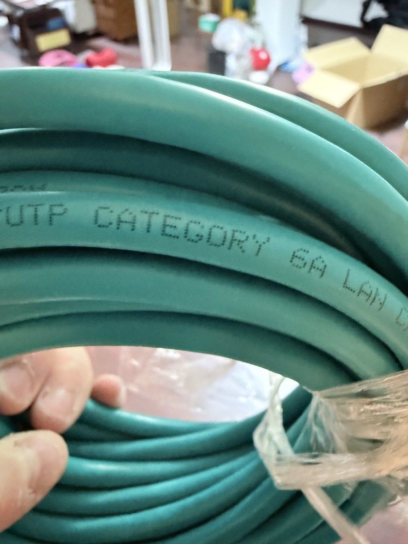 8 meters cat 6A solid Internet cable.405997611689584642