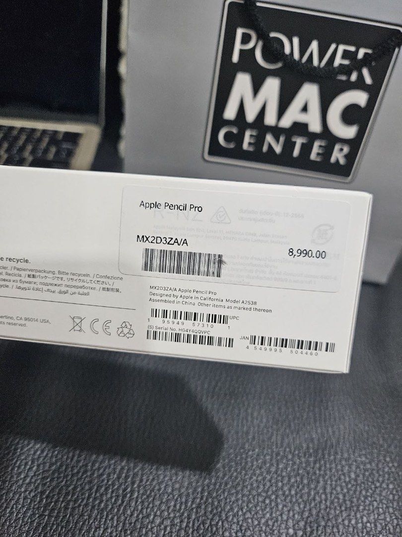 Apple pencil Pro (Category: Other Mobile & Gadget Accessories) located in Quezon City. Submitted by harinspire (Listing ID 1425983611, Image 3). Description: Bought it march 11 2026 Impulsive buying lols Nabili ko mismo sa powermac store 8990 tlaga with 2k warranty 2yrs With receipts po and warranty 2yrs coverage anti theft/Lost/Damage .
