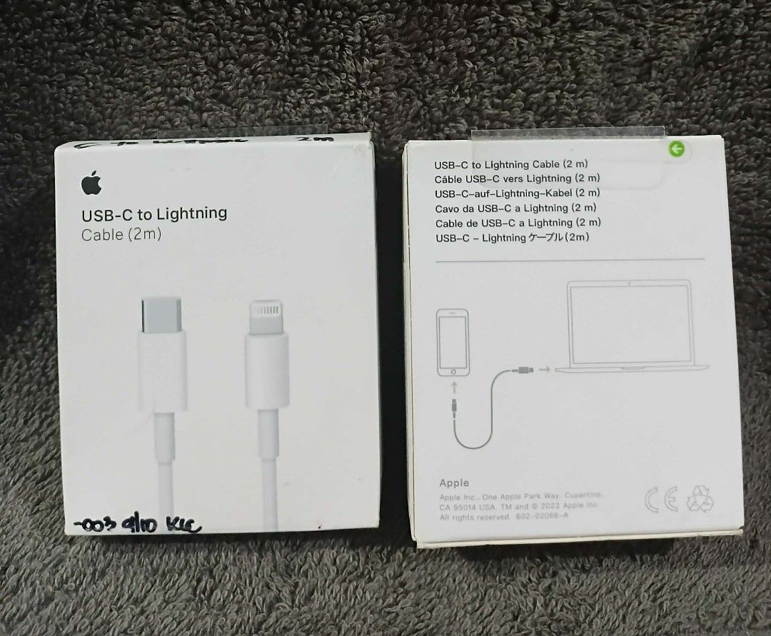 Apple USB-C to Lightning Cable (2 meters) (Category: Chargers & Cables) located in Manila. Submitted by cutieava (Listing ID 1425889595, Image 3). Description: ⚡ Key Features: • Original Apple USB-C to Lightning Cable • 2 meters (6.6 ft) length – extra convenience and flexibility • Supports fast charging for iPhone and iPad when used with USB-C power adapter • High-quality build for durability and reliable charging • Supports data syncing and cha