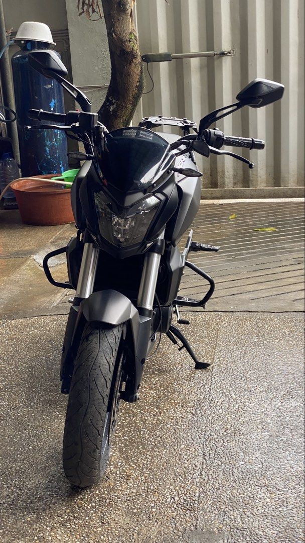 Bajaj Dominar 400 (Category: Motorbikes for Sale) located in Bulacan. Submitted by shielamagd22715 (Listing ID 1425944108, Image 1). Description: Black Bajaj Dominar 400 motorcycle. Features include crash guards, a rear rack, and dual exhaust. The odometer reads 12653 km. FOR SALE 🔥 🏍️ Dominar 400cc – 2023 Model ✔️ Updated Registration ✔️ No Issue / No Accident ✔️ Ready to ride - RFID Installed ✔️ ODO 12,653 ✔️ First Owner .