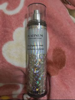 (Category: ) located in . Submitted by thrift_lovee (Listing ID 1425966973, Image 1). Description: .