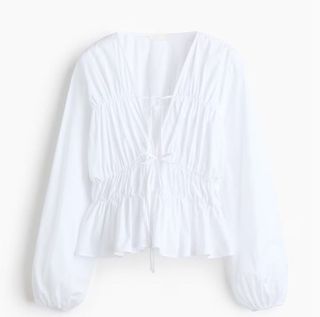 (Category: ) located in . Submitted by clotheshual (Listing ID 1425903719, Image 1). Description: .