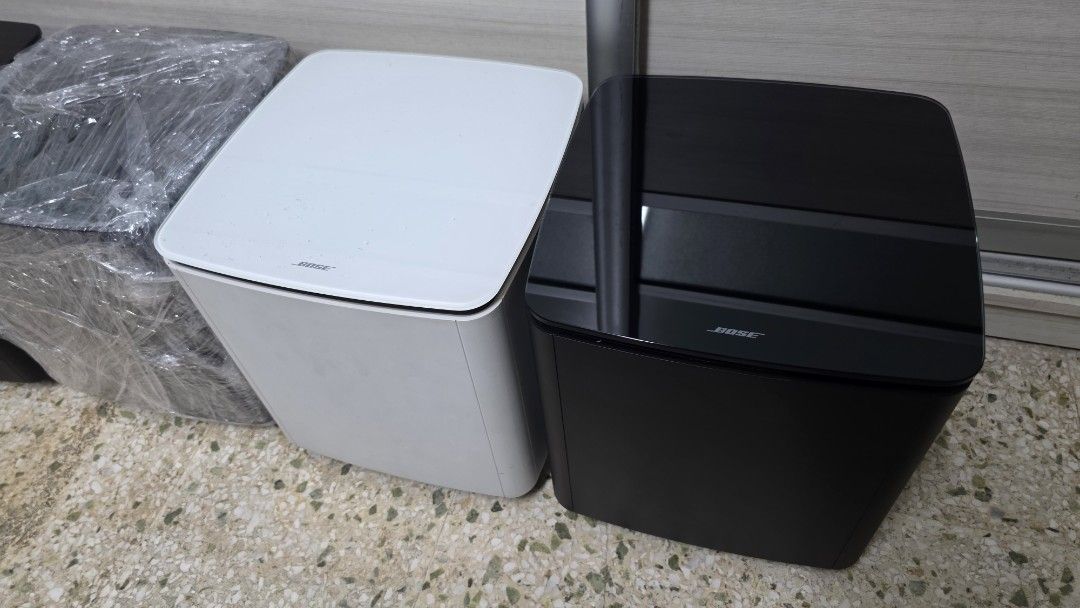 Bose Acoustimass 300 (Category: Soundbars, Speakers & Amplifiers) located in San Miguel. Submitted by rrshopstore (Listing ID 1425963345, Image 2). Description: Bose Acoustimass 300 220V wireless bass module is compatible with all Bose soundbars in the *Bose Smart Ultra *Bose TV Speaker *Bose SB 300 *Bose SB 500 *Bose SB 700 *Bose SB 900 *Bose SoundTouch 300 soundbar * works with newer Bose smart soundbars, offering wireless connectivity or a wir