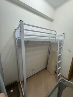 （分類：）位於 。 由 saliho 提交（商品編號 1425971354，圖片 1）。簡介： 。