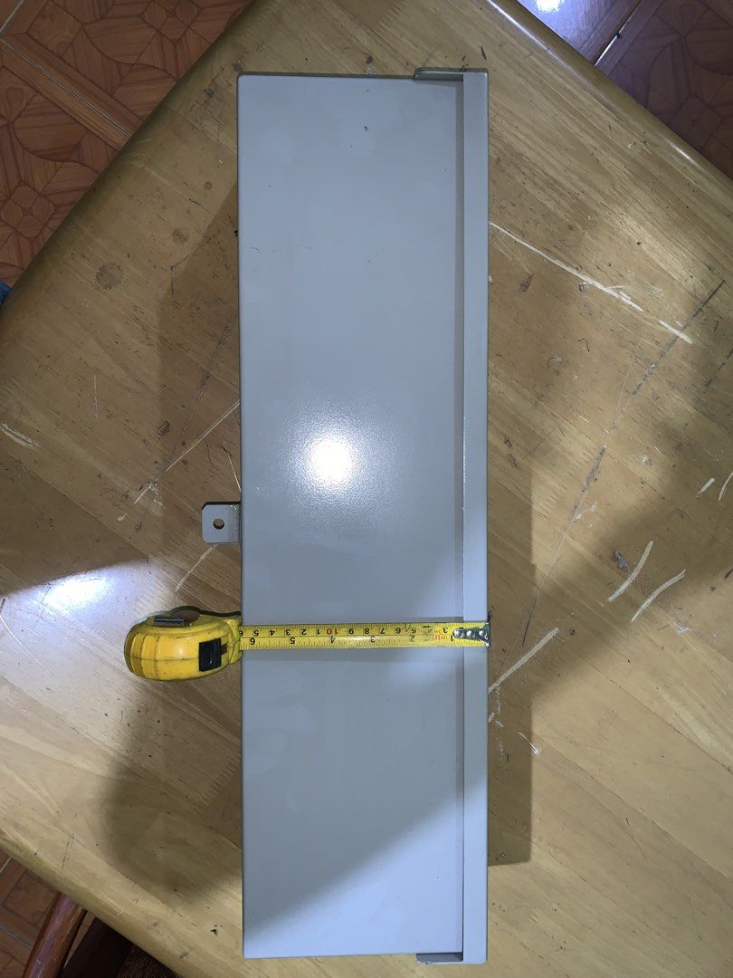 Breaker/wire gutter (Category: Construction & Building Materials) located in Valenzuela. Submitted by Caloooy (Listing ID 1425847487, Image 2). Description: Breaker/wire gutter For only 2000.