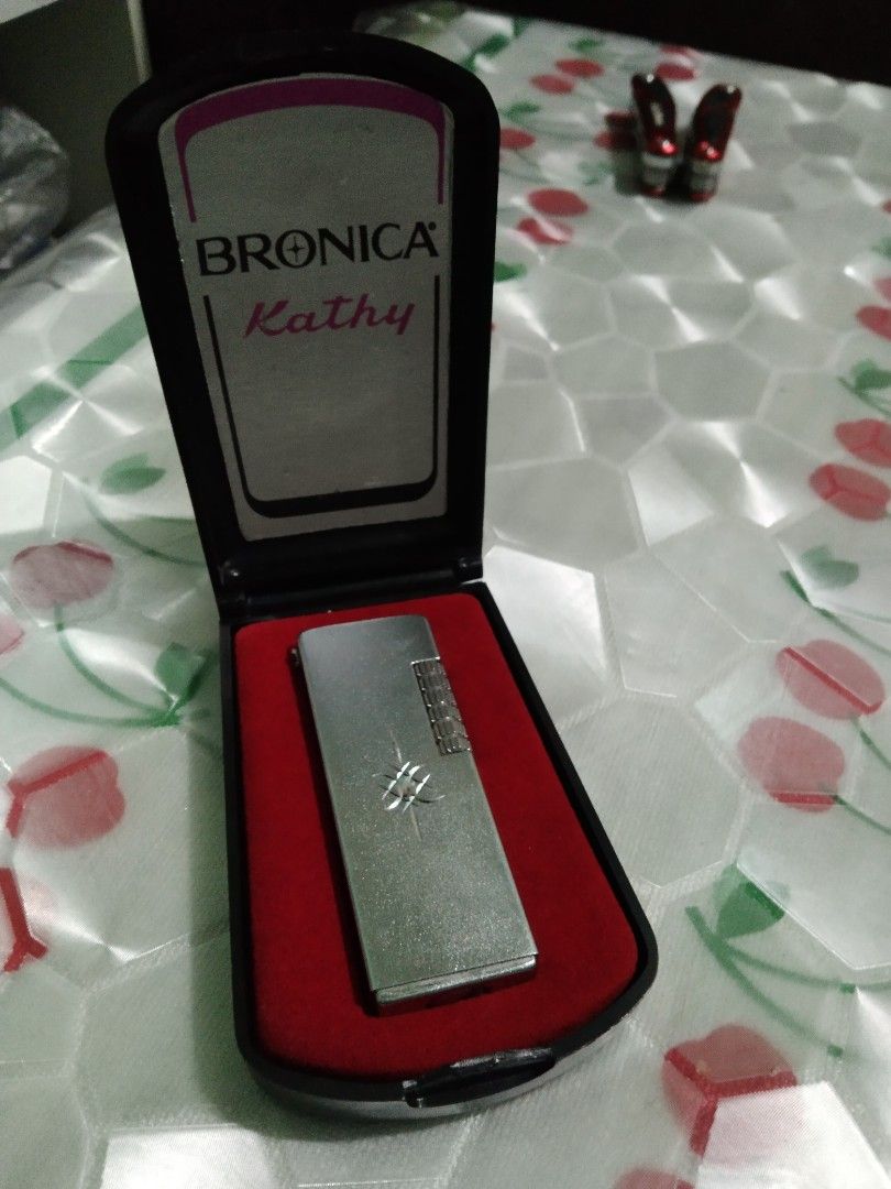 Bronica Kathy Lighter (Category: Cameras) located in Caloocan City. Submitted by noeld316982578 (Listing ID 1425825391, Image 1). Description: pm sa my gusto Taguig loc.