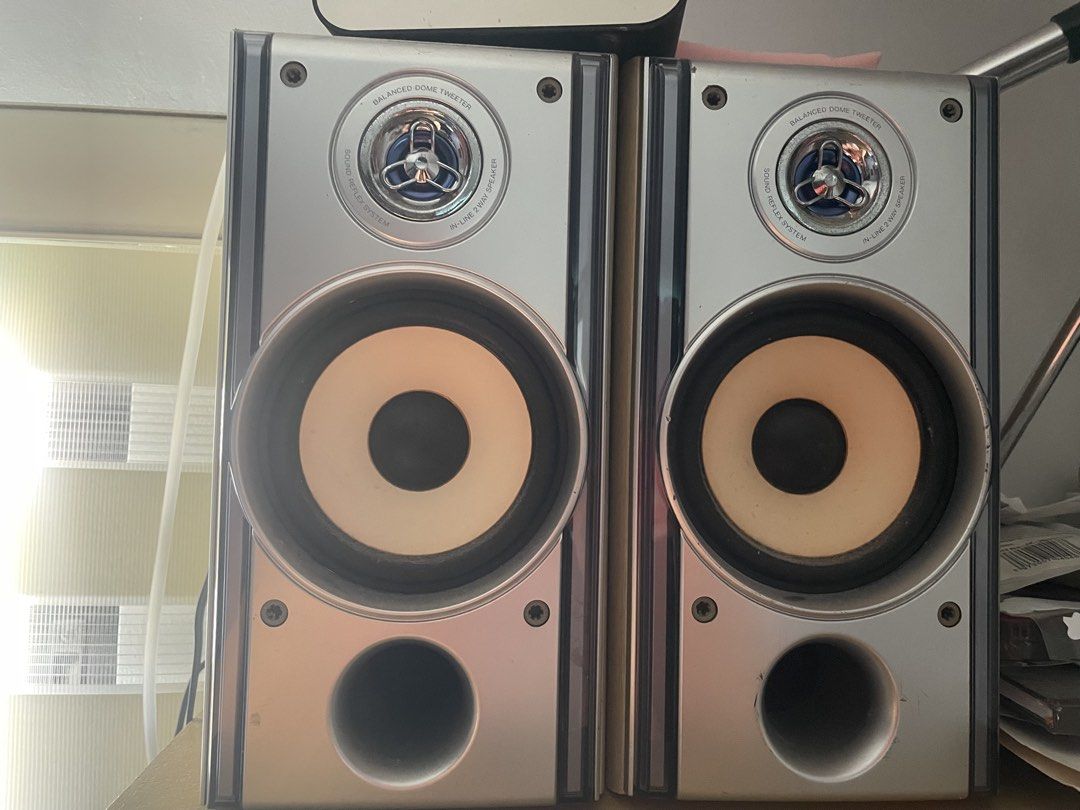 Bush CD Player with Kenwood speakers (Category: Soundbars, Speakers & Amplifiers) located in Manila. Submitted by silentforest-9b76 (Listing ID 1425831445, Image 2). Description: all set up, isasaksak nalang. qc loc. .
