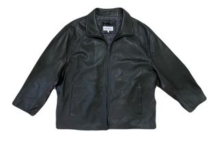 (Category: ) located in . Submitted by outerwear.my (Listing ID 1425865481, Image 1). Description: .