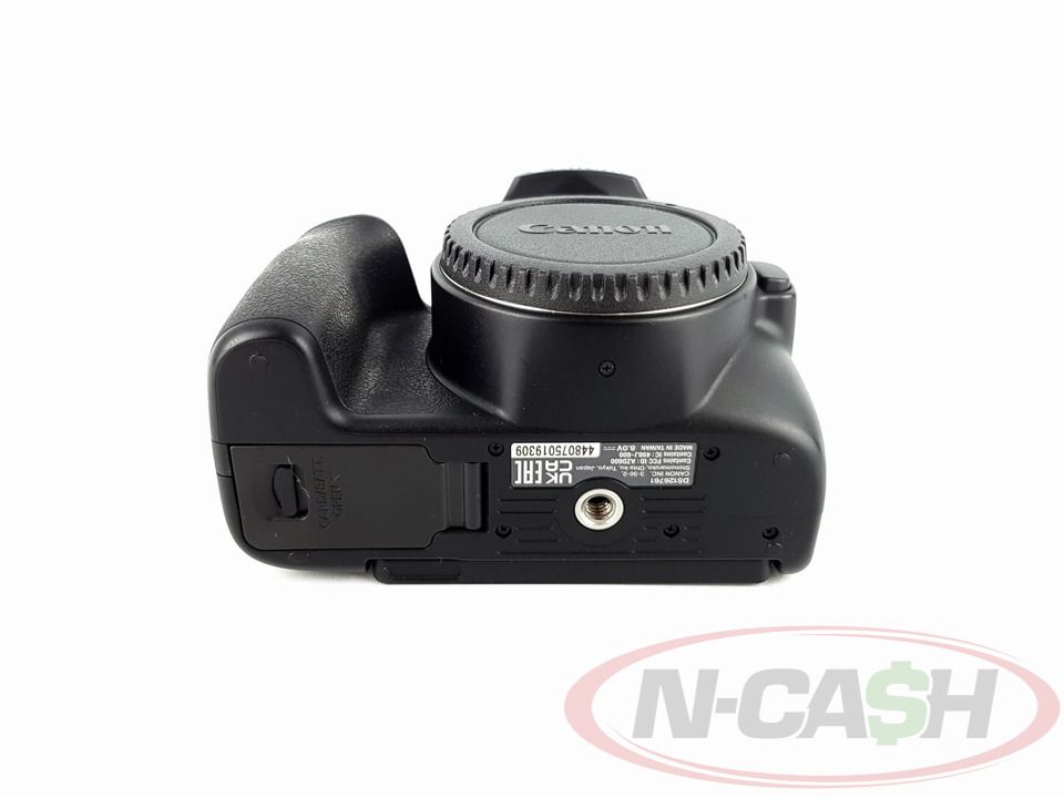 Canon EOS 200D Mark II 18-55 STM Kit CMP (Category: Cameras) located in Makati City. Submitted by luxury_by_ncash_2 (Listing ID 1425873017, Image 3). Description: N-Cash Pawnshop "Instant Cash for Bags, Watches, Cars, and Electronics" https://www.ncash-pawnshop-philippines.com/ Canon EOS 200D Mark II 18-55 STM Kit CMP Canon Philippines unit Appearance is 9 out of 10 Perfect working condition Camera comes with Canon EF-S 18-55mm IS STM Lens, front