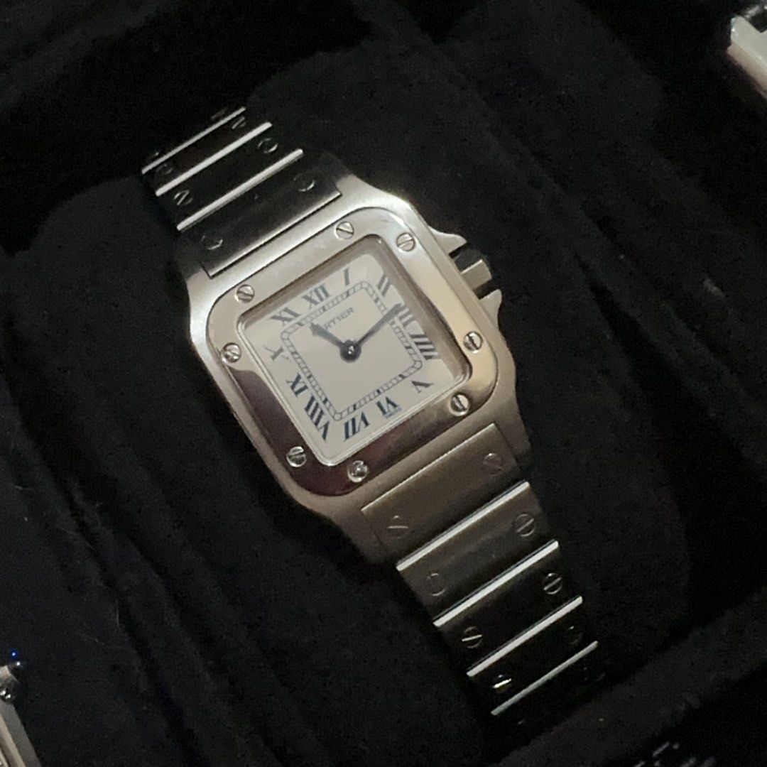 Cartier Santos Galbee Watch (Category: Luxury Watches) located in Pasig City. Submitted by jewelhouseph (Listing ID 1425843400, Image 1). Description: Cartier Santos Galbee Small Comes with international warranty card Meet-up BGC / Pasig .
