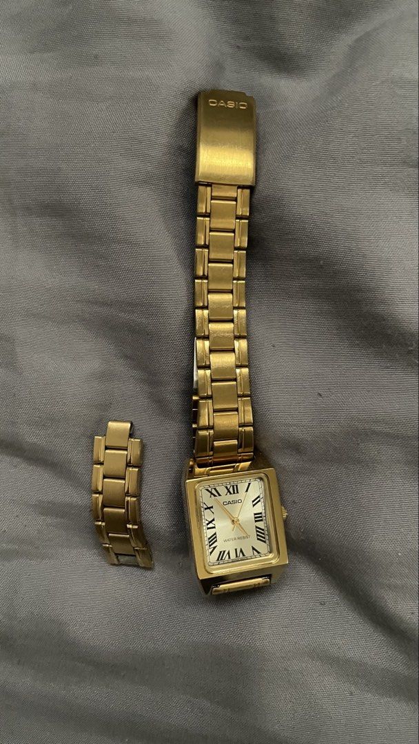 Casio Gold Roman Numeral Watch (Category: Women's Watches) located in Paranaque City. Submitted by mykillss (Listing ID 1425923581, Image 1). Description: No box included.